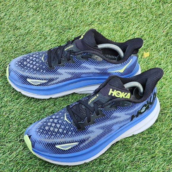 HOKA CLIFTON 9 - Womens Athletic Shoes - SIZE 10B ***No Insoles *** - Picture 3 of 9